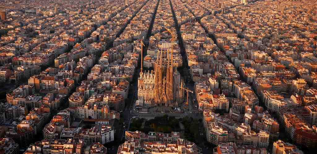 Barcelona La Sagrada Familia, Gaudi, Eixample