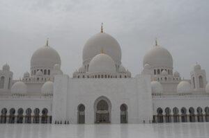 Abu Dabi Şeyh Zayid Camii turu, kubbeler, minareler ve mimari detaylar