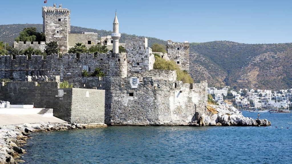 english speaking professional tour guide in bodrum