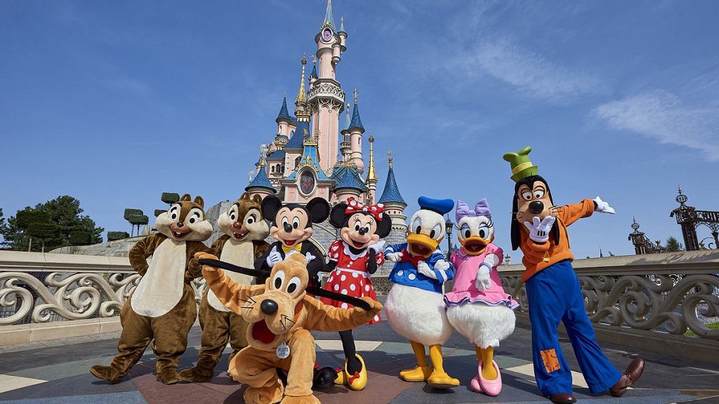 inträdesbiljett till Disneyland Paris
