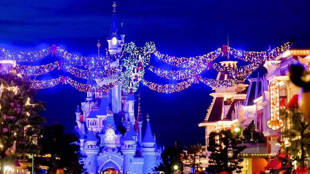 How To Buy Disneyland Paris Tickets Online Travelingturks