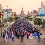 visiting hours, opening and closing days for Disneyland Paris