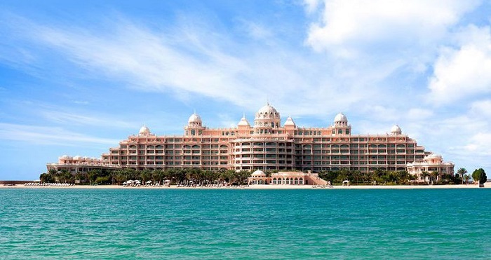 най -добрият петзвезден хотел на плажа в Jumeirah Beach; Кемпински хотел Джумейра