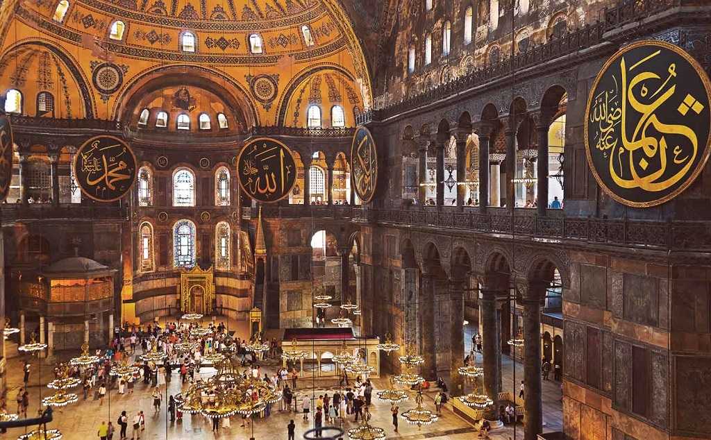 Tours privados en Estambul en idioma español y castellano con vehículo y conductor por el casco antiguo, Palacio de Topkapi, Hagia Sophia y el Bósforo