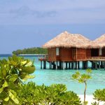 maldivler su üzeri villa