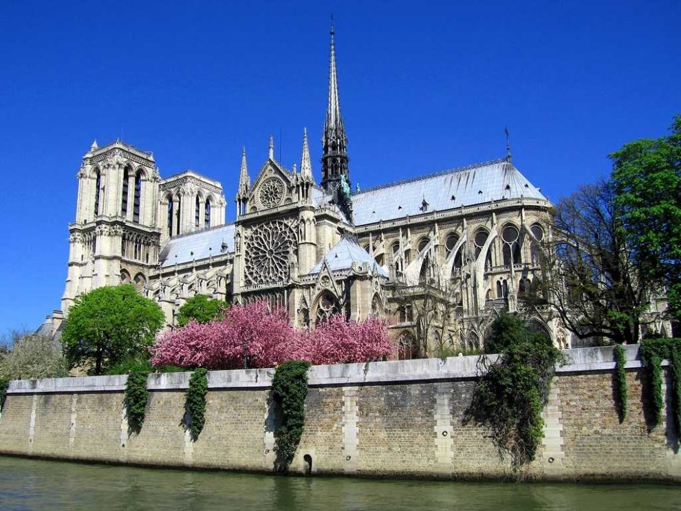 Notre dame katedrali travelingturks